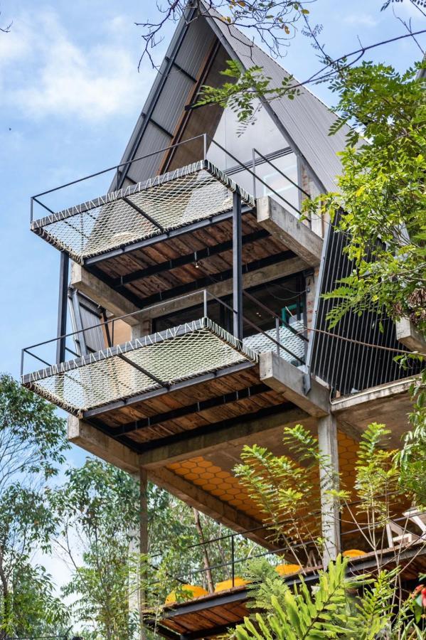Wild Bee Hostel Procida Dış mekan fotoğraf